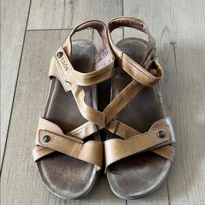 Taos Tan Leather Strappy Sandals with Adjustable Closures